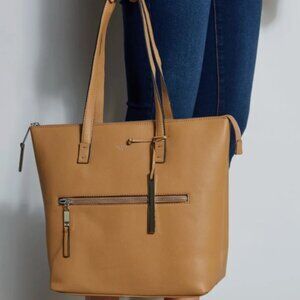 TAMARI  Butterscotch